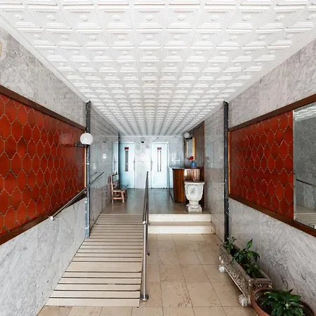 Malagasuite Niza Ii Фуэнхирола