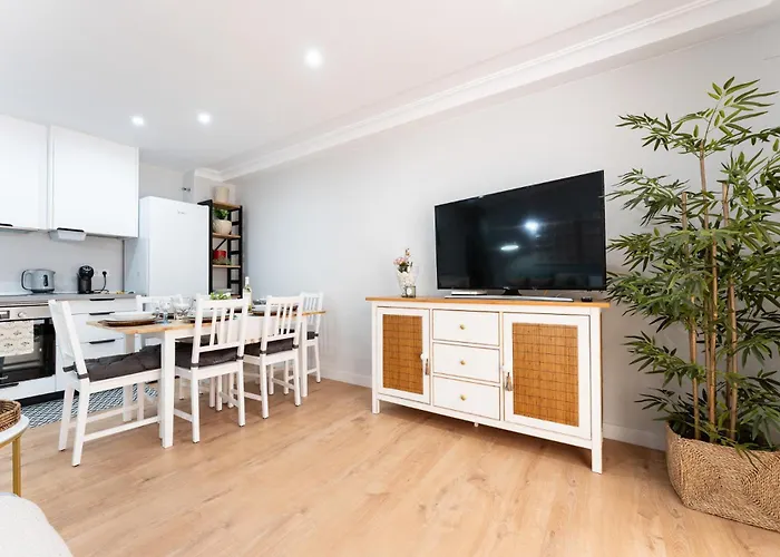 Malagasuite Niza Ii * Fuengirola